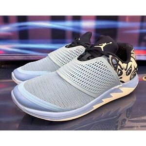 Jordan Grind 2 UNC Blue White (2018) AT8013-401 Mens sneakers size 9.5